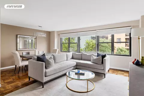 200 E 74th St #4C, New York, NY 10021