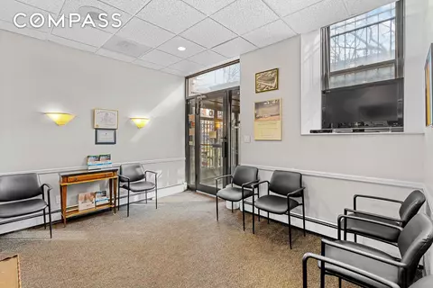 450 Clinton St #1P, Brooklyn, NY 11231