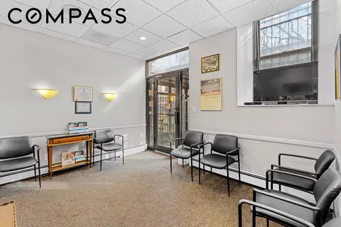 450 Clinton St #1P, Brooklyn, NY 11231