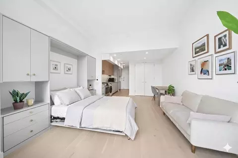 3 Court Sq #523, New York City, NY 11101