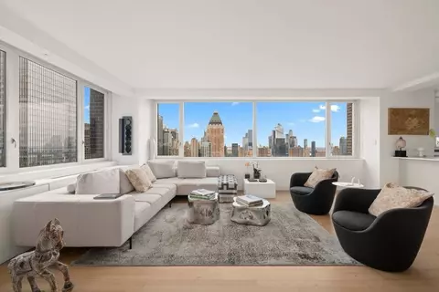 322 W 57th St #50S, New York, NY 10019