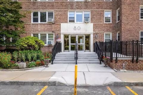 80 Knolls Cres #6-M, New York City, NY 10463