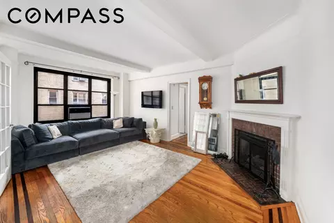 235 E 22nd St #12T, New York, NY 10010