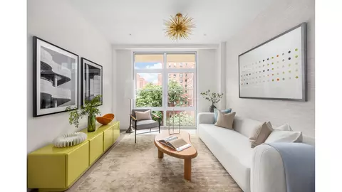 350 E 18th St #8B, New York, NY 10003