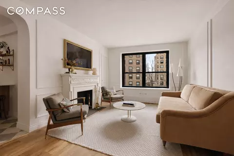 201 Clinton Ave #1G, Brooklyn, NY 11205