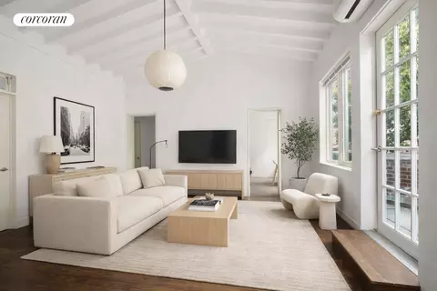9 W 16th St #5A, New York, NY 10011
