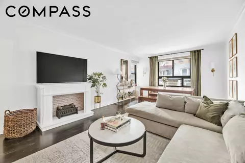 316 W 84th St #5A, New York, NY 10024
