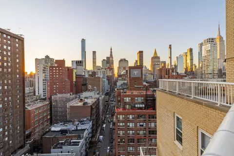 305 E 24th St #20M, New York, NY 10010