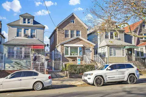 26-26 94th St, New York City, NY 11369