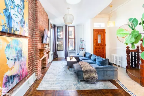 100 E 101st St, New York, NY 10029