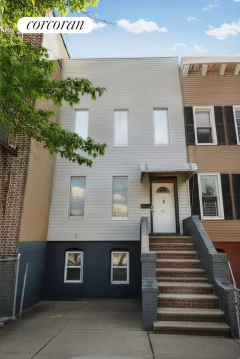 91 E 31st St, Brooklyn, NY 11226