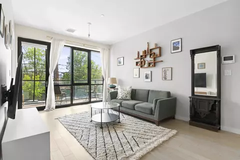 362 Van Brunt St #1D, Brooklyn, NY 11231