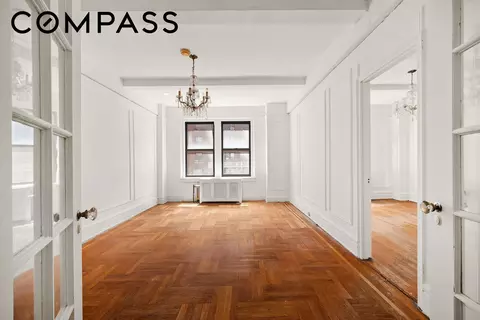 269 W 72nd St #9A, New York, NY 10023