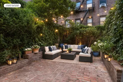 175 W 88th St, New York, NY 10024