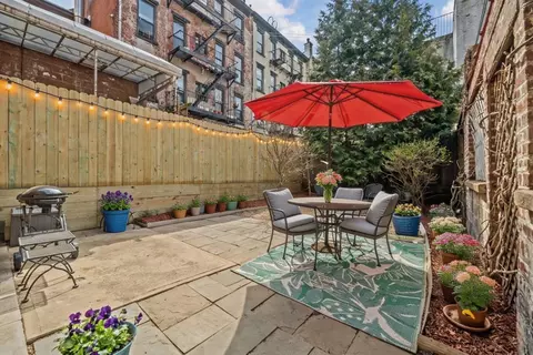 660 Dean St #1, Brooklyn, NY 11238