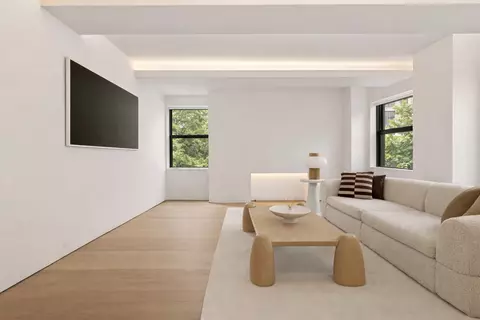 235 E 49th St #6E, New York, NY 10017