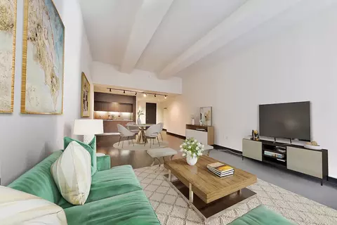 Living - 20 Pine St #910, New York, NY 10005 photo 1 of 3