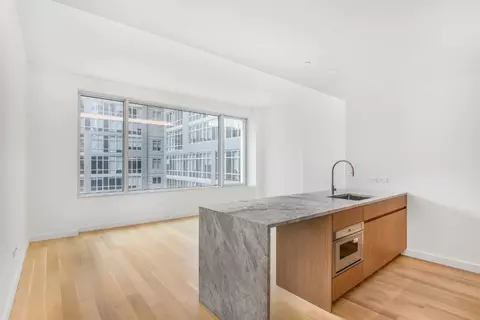611 W 56th St #6F, New York, NY 10019