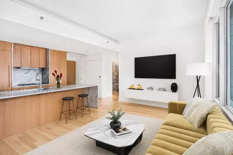 611 W 56th St #6F, New York, NY 10019