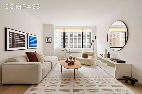 30 W 61st St #12G, New York, NY 10023