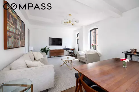 201 W 16th St #4B, New York, NY 10011