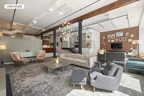 35 W 23rd St #2, New York, NY 10010