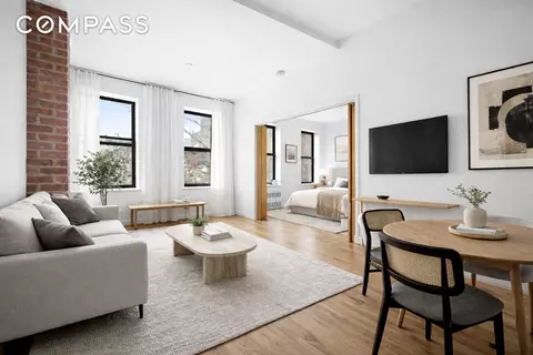 521 E 6th St #5S, New York, NY 10009