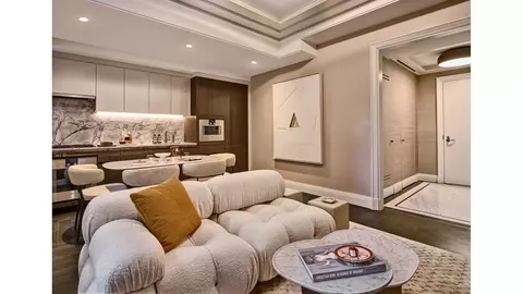 303 Park Ave #2026, New York, NY 10022