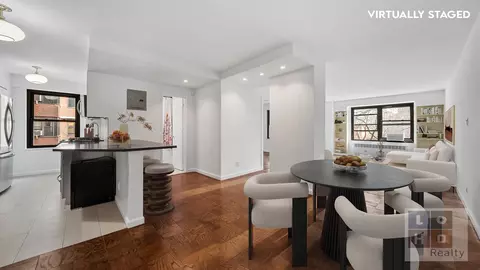 210 E Broadway #H307, New York, NY 10002