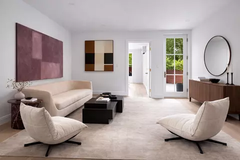 1073 Willoughby Ave #1B, Brooklyn, NY 11221