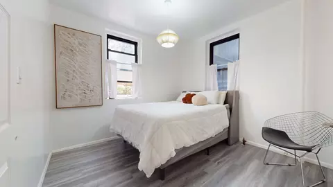 21-57 33rd St #1H, New York City, NY 11105