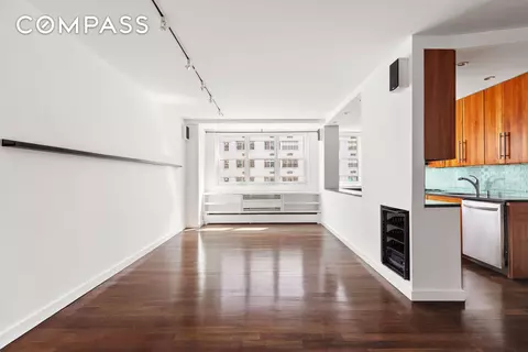 63 E 9th St #8L, New York, NY 10003