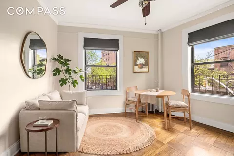 400 Lincoln Pl #2B, Brooklyn, NY 11238