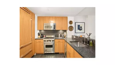 100 W 58th St #12F, New York, NY 10019