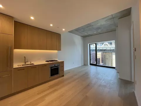 Living - 98 Front St #6-E, Brooklyn, NY 11201 photo 3 of 5