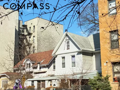 39 Winthrop St, Brooklyn, NY 11225