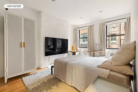 113 12 W 15th St #2E, New York, NY 10011