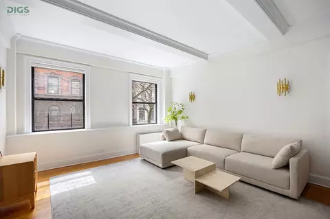 41 W 82nd St #2A, New York, NY 10024