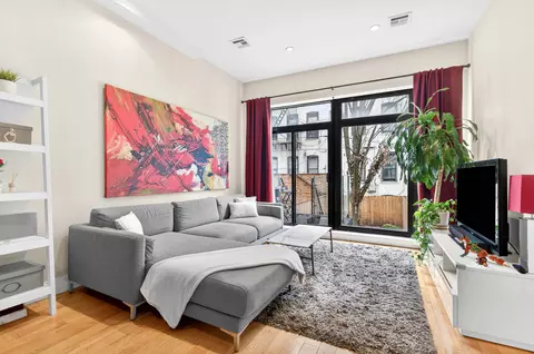 188 15th St #101, Brooklyn, NY 11215