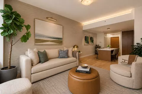 611 W 56th St #3B, New York, NY 10019