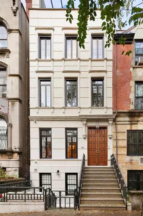 141 W 95th St, New York, NY 10025