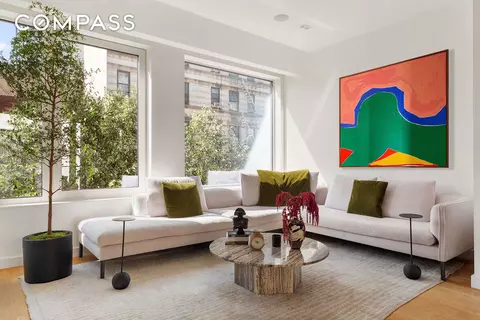 32 E 1st St #4A, New York, NY 10003