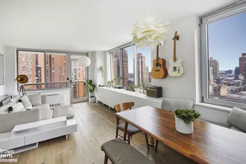 200 E 89th St #14F, New York, NY 10128