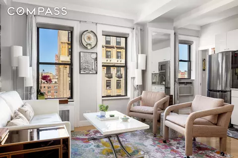 116 W 72nd St #11B, New York, NY 10023