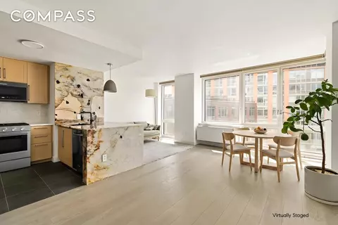 415 Main St #9D, New York, NY 10044