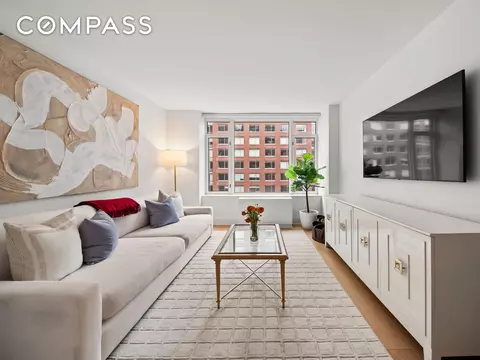 210 Warren St #9F, New York, NY 10282