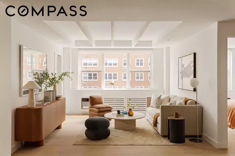 32 Gramercy Park S #8BD, New York City, NY 10003