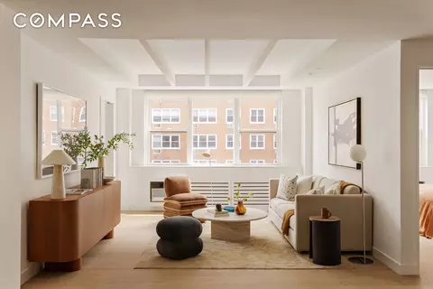 32 Gramercy Park S #8BD, New York City, NY 10003