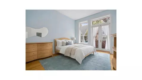 334 W 19th St #PARLORB, New York, NY 10011