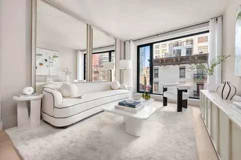 400 W 38th St #5CN, New York, NY 10018